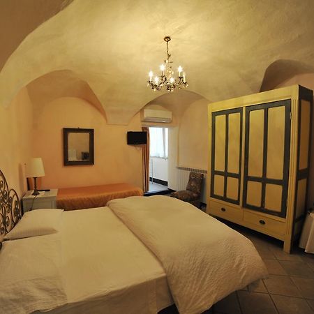 Erasmo Rooms & Breakfast Finale Ligure Zewnętrze zdjęcie